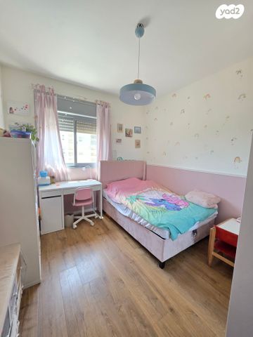 דירה, חזון אי"ש 16, רחובות הצעירה, רחובות