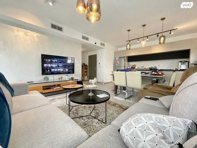 דירה, שכונת הראשונים, רמת גן