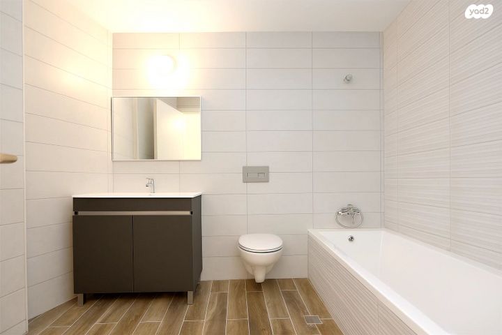 דירה, העיר התחתית, ואדי סאליב, חיפה