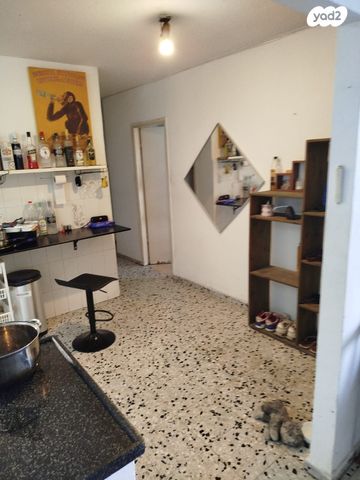 דירה, מנחם ארבר, תל אביב יפו