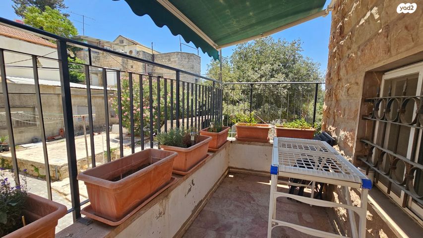 דירה, נחלאות, שערי חסד, ירושלים