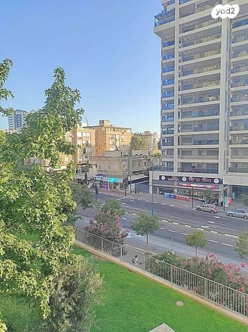 דירה, אהרון אייזנברג, א' / צפון מזרח העיר, רחובות