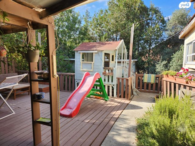 בית פרטי/ קוטג', שקד