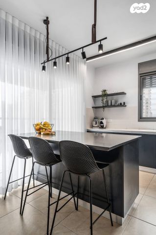 דירה, הוד השרון