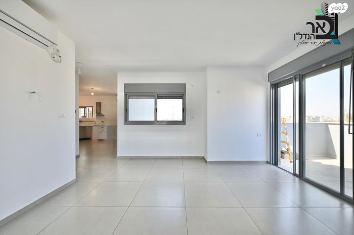 דופלקס, יהודה גורודיסקי 26, אבני חן, רחובות