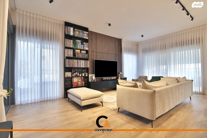 גג/ פנטהאוז, יקינטון, גבעת הרקפות, קרית ביאליק