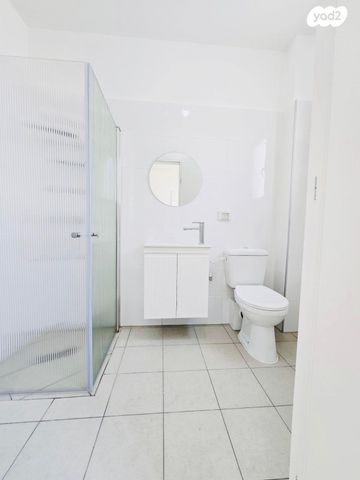 דירה, יצחק שמיר 13, מודיעין מכבים רעות