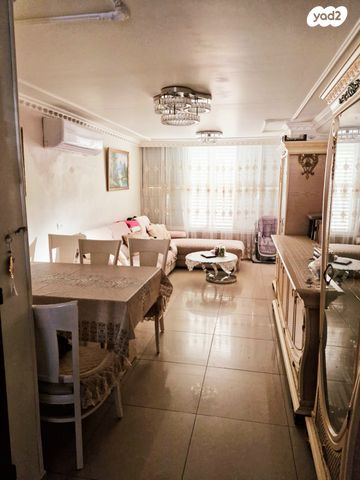 דירה, צוקרמן, נווה אליעזר וכפר שלם מזרח, תל אביב יפו