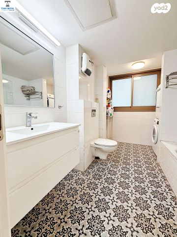 דירה, שושנה דמארי 11, יפה נוף, כפר יונה