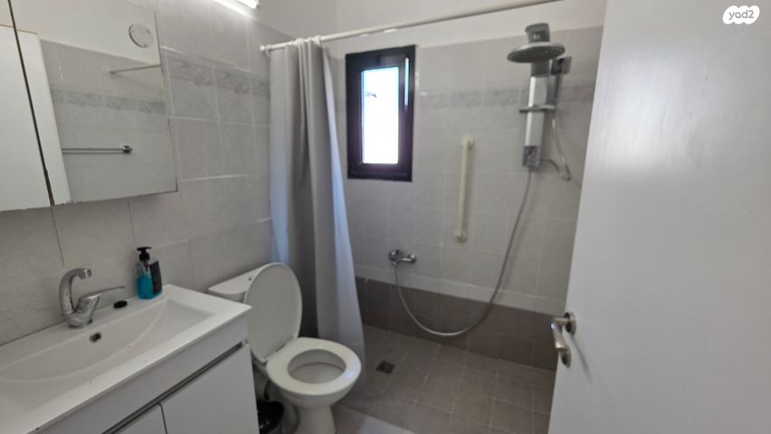 דירה, קרית יערים, רמת השרון