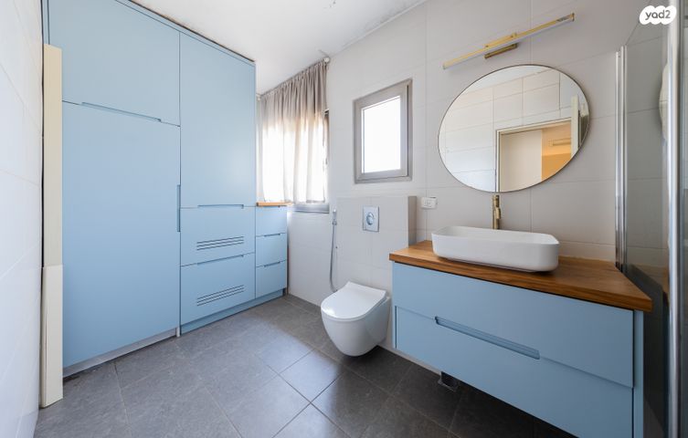 דו משפחתי, מתחם 19 - 20 (מתחם הפרחים), הוד השרון