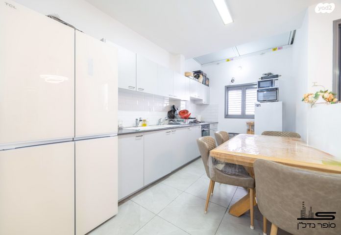 דירה, אברבנאל, בני ברק