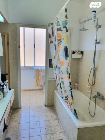 דירה, יהודה הלוי 13, נתניה