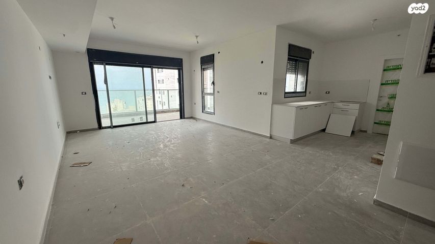 דירה, הרב הרצוג 8, צפון מערב מרכז העיר, נתניה