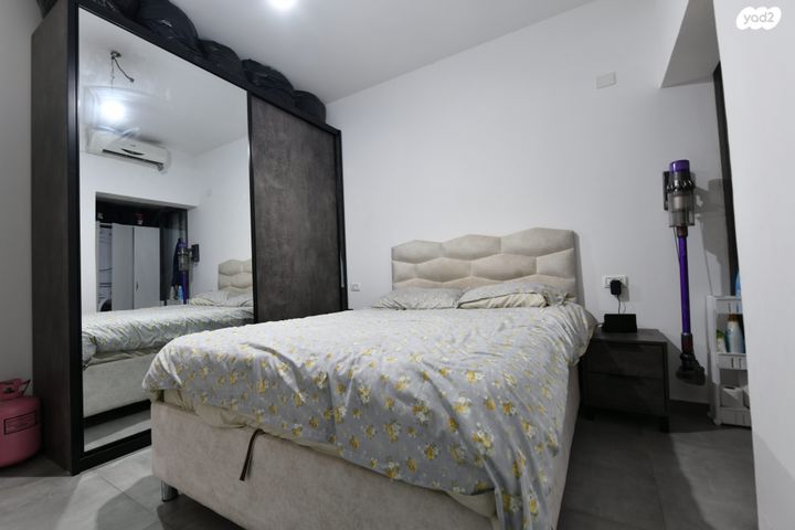 דירת גן, הגדוד העברי 7, לב העיר, בת ים