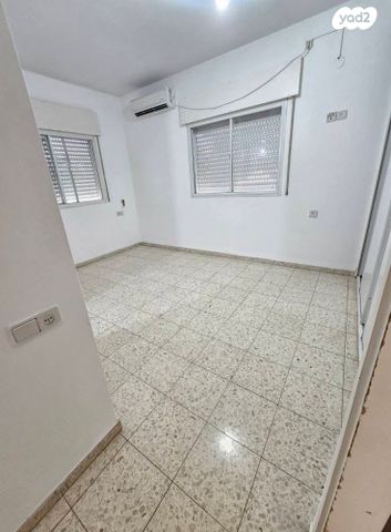 דירה, ז'בוטינסקי 58, עיר, מרכז העיר, נהריה