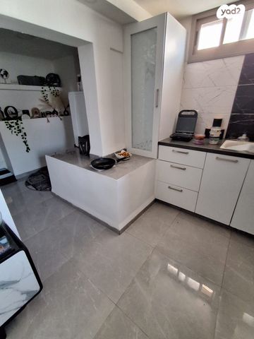 דירה, אביגדור עשת, גבעה א', שביט, קרית אתא