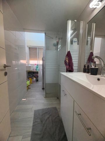 דירה, רחל, מרכז העיר, סביניה, הוותיקה, קרית ביאליק