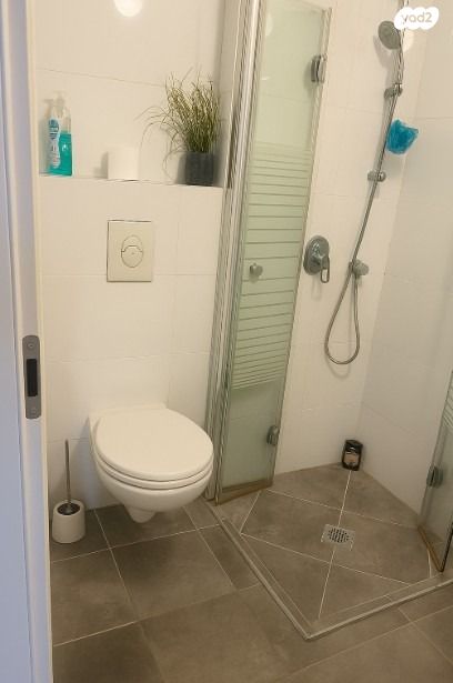 דירה, הרב יצחק ידידיה פרנקל 32, פלורנטין, תל אביב יפו