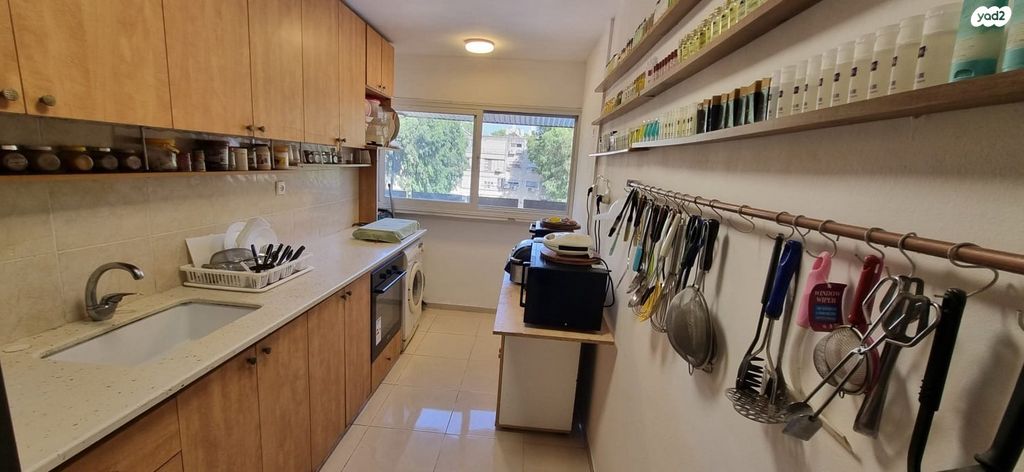 דירה, יצחק בן צבי 16, קרית חיים מזרחית, חיפה