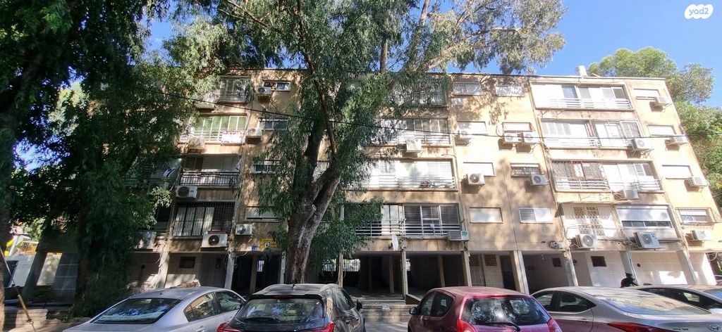 דירה, יצחק בן צבי 16, קרית חיים מזרחית, חיפה