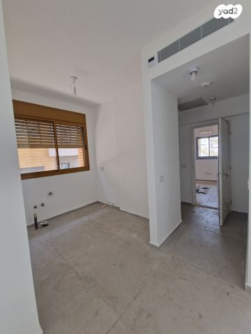 דירה, אסף, חרוזים, רמת גן