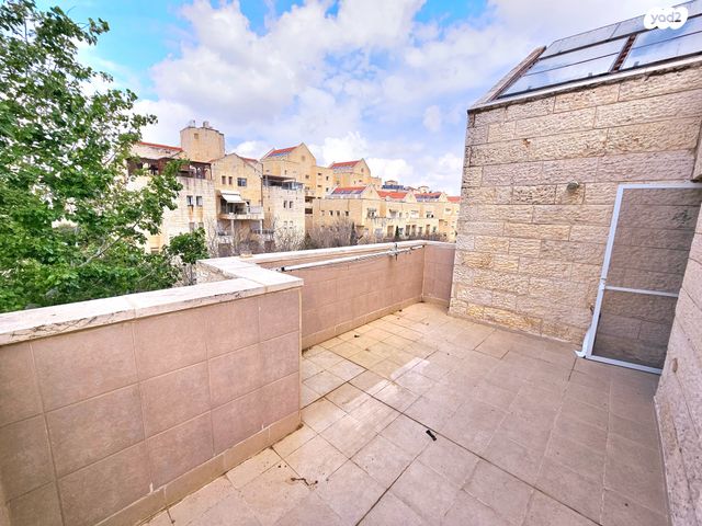 גג/ פנטהאוז, משה קול, בית הכרם, רמת בית הכרם, ירושלים