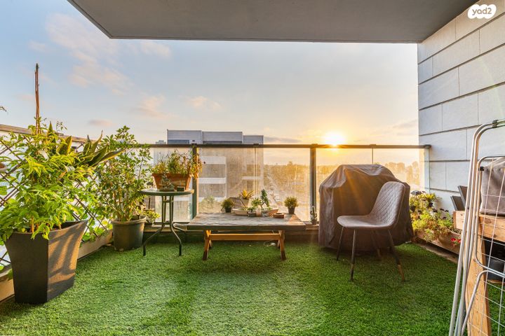 דירה, נווה אור, אור עקיבא