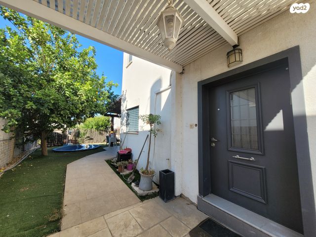 בית פרטי/ קוטג', בת חפר