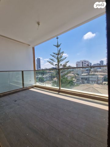 דירה, אסף, חרוזים, רמת גן