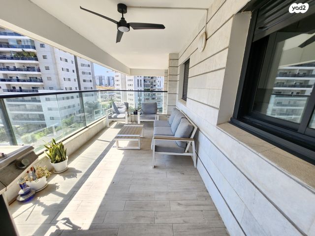 דירה, יונתן רטוש 3, פסגות אפק, ראש העין