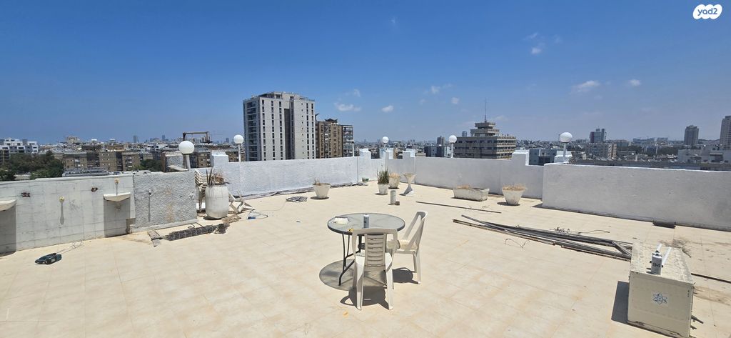 גג/ פנטהאוז, קדושי קהיר, נאות רחל, חולון