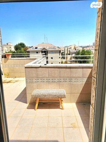 גג/ פנטהאוז, משה קול, בית הכרם, רמת בית הכרם, ירושלים