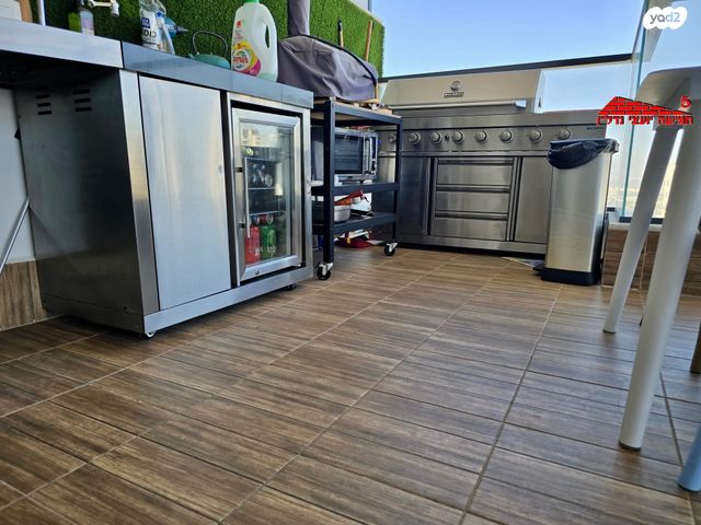 גג/ פנטהאוז, שלמה לוי 18, נרקיסים, ראשון לציון