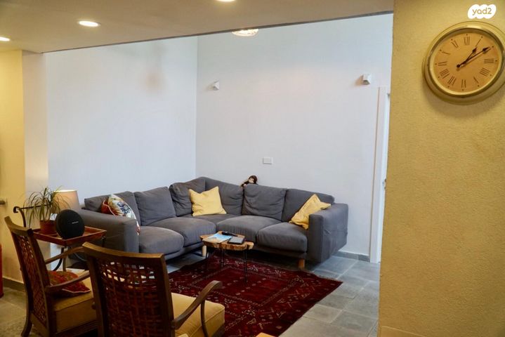 דירת גן, אוז'שקובה, תל אביב יפו