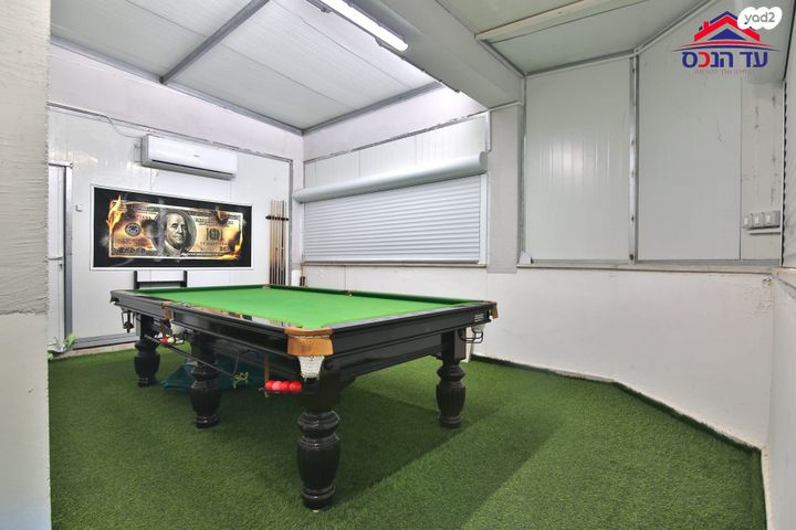 גג/ פנטהאוז, קרית מוצקין