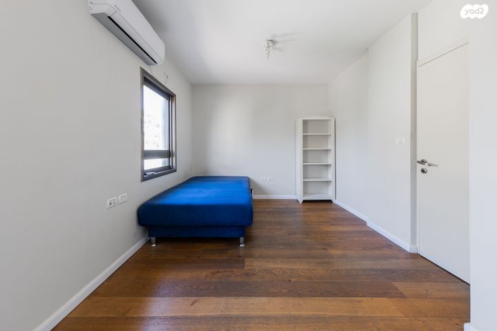 דו משפחתי, מתחם 19 - 20 (מתחם הפרחים), הוד השרון