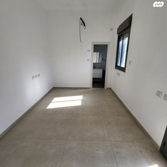 דירה, לח"י 33, שאר העיר, בני ברק