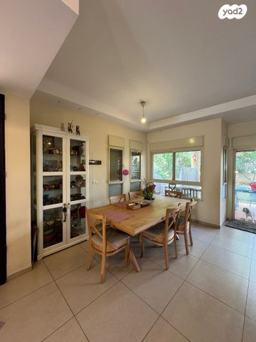 בית פרטי/ קוטג', שכונה 15, תל מונד