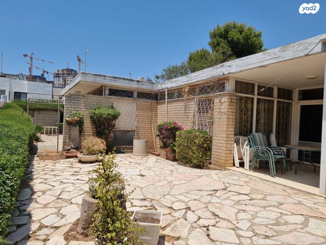 בית פרטי/ קוטג', משה שפירא, צפון מזרח מרכז העיר, נתניה