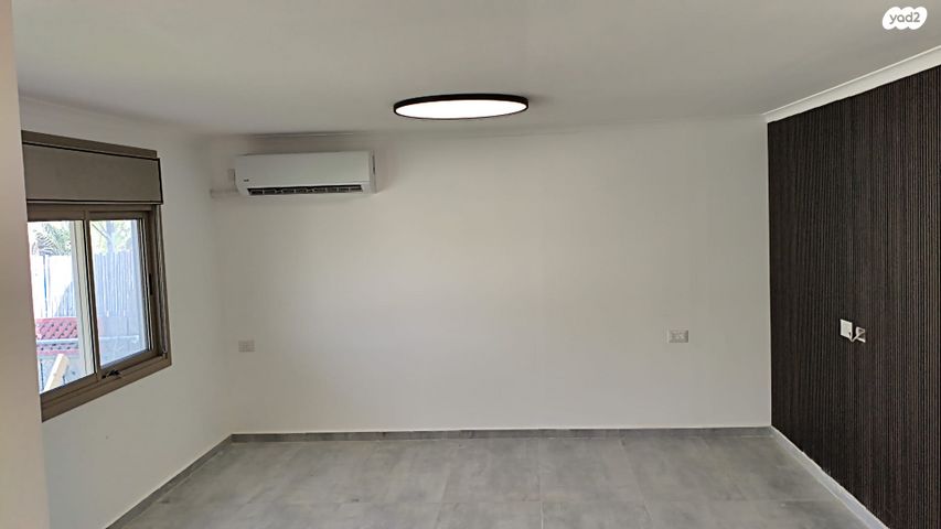 דו משפחתי, גבים, ערד