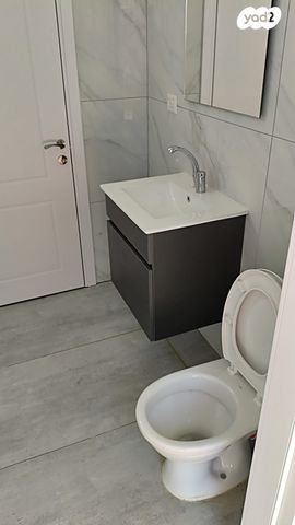 דו משפחתי, גבים, ערד