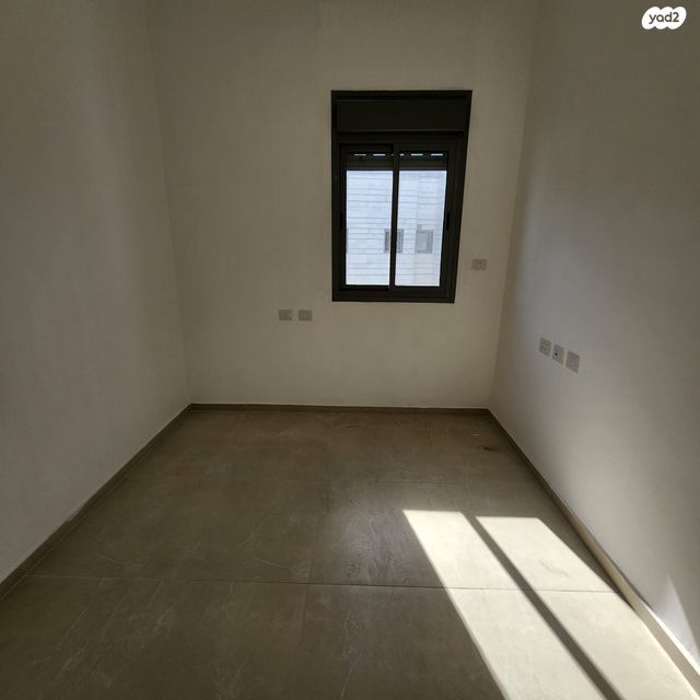 דירה, לח"י 33, שאר העיר, בני ברק