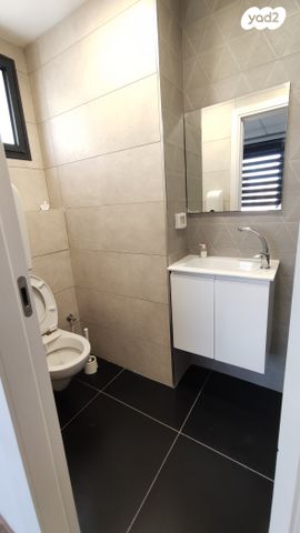 משרדים, שוק תלפיות, חיפה