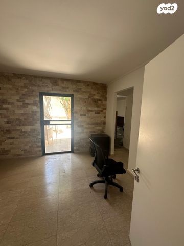 משרדים, גרשון דובנבוים 35, העיר העתיקה, רמב"ם, דרום, באר שבע