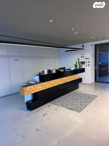 משרדים, בורסה, רמת גן