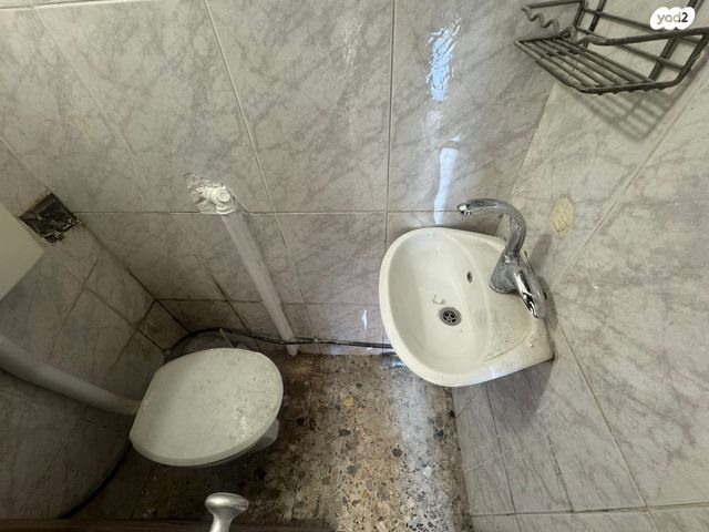 חנויות/ שטח מסחרי, הס, הרצליה