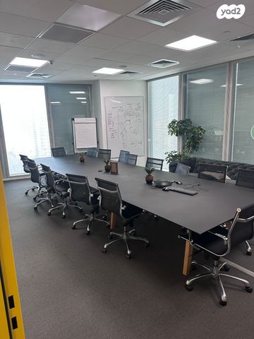 משרדים, בורסה, רמת גן