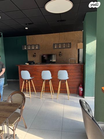 חנויות/ שטח מסחרי, בת ים