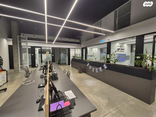 משרדים, דרך חיפה, אזור תעשיה קרית אתא, קרית אתא